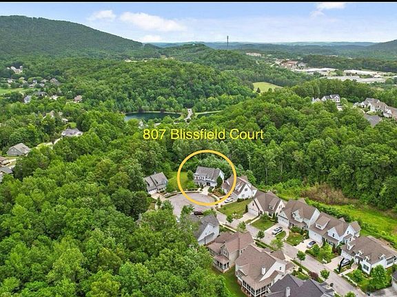 2nd image of 807 Blissfield Ct