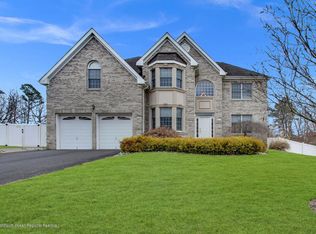 217 Benjamin St, Toms River, NJ