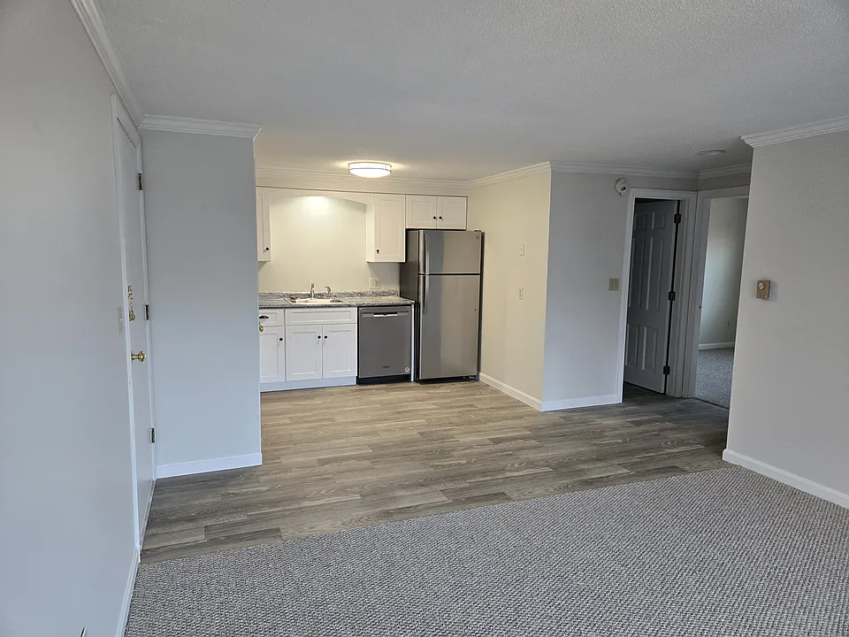 1155 Islington St #17