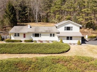 7 Overlook Dr, Oneonta, NY 13820