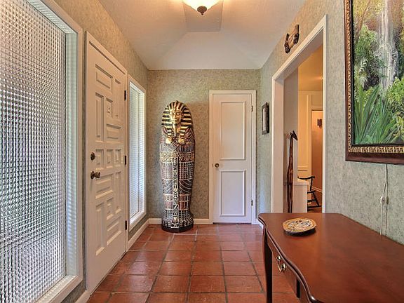 4th image of 5249 River Oaks Dr