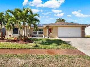 8223 Red Cedar Dr, Port Richey, FL 34668
