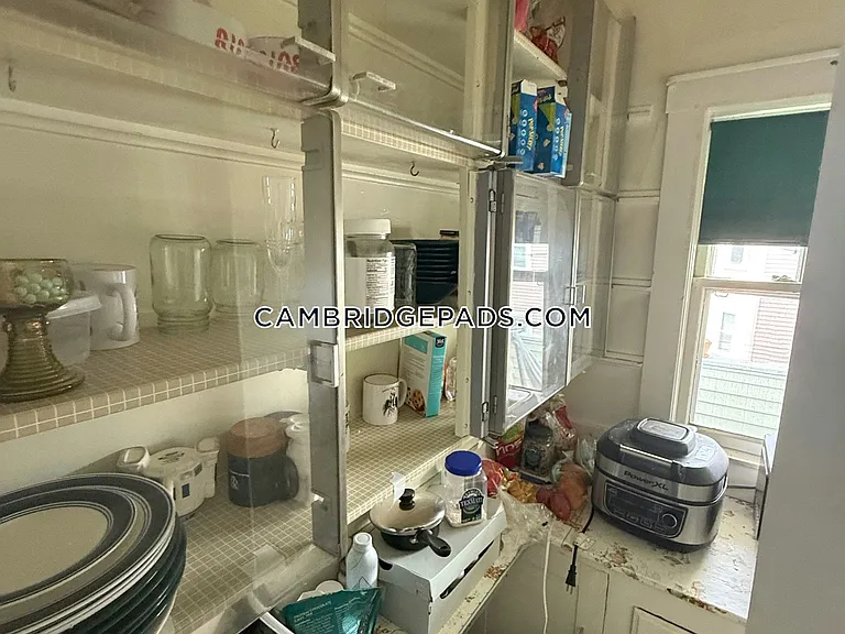 9 Roberts Rd #3 — Photo 4
