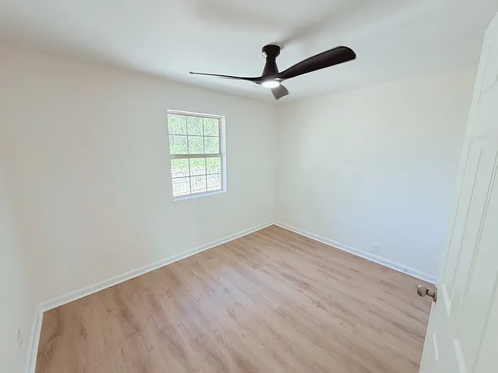 443 Dargan Pl SW — Photo 5