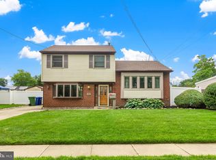 54 Marlborough Ave, Marlton, NJ 08053