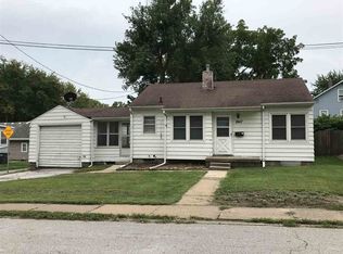 2417 Central Ave, Bettendorf, IA 52722