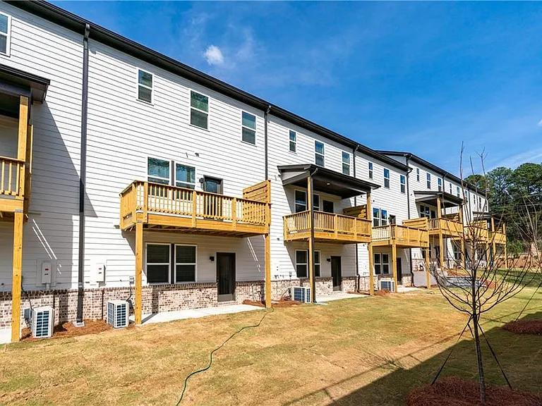 376 Sunset Hollow St — Photo 36