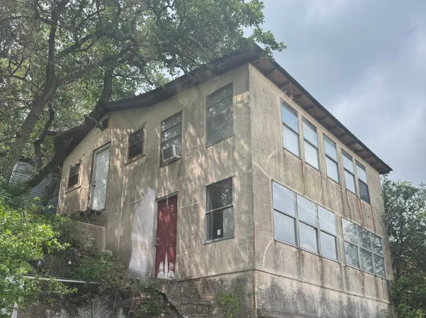 900 PR 260, Mico, TX 78056