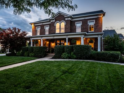 12184 Hoover Rd, Carmel, IN, 46032