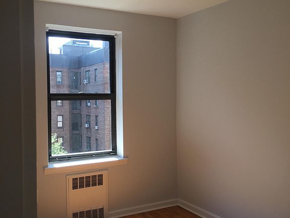 5th image of 8530 116th St
