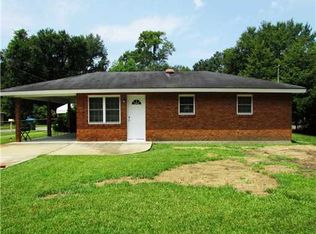 6909 Barnes Rd, Moss Point, MS 39563