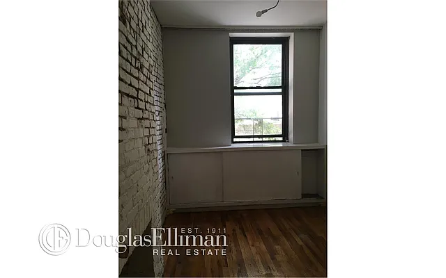 Rented by Douglas Elliman | media 4