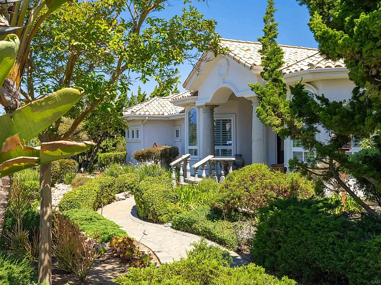 3377 Calle Margarita — Photo 42
