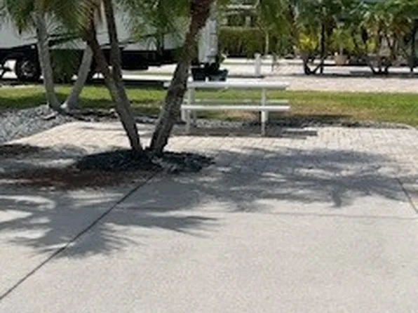 139 Pavillion Dr, Fort Myers Beach, FL 33931