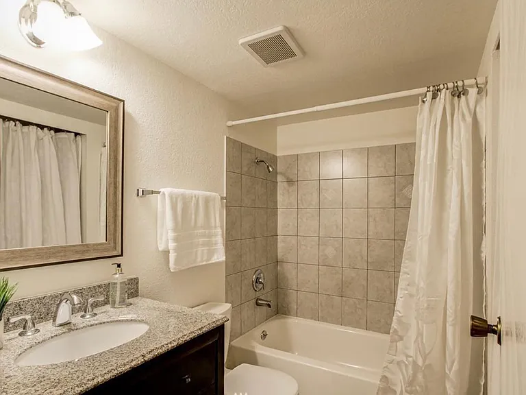 16233 NE 12th Pl #G89 — Photo 10