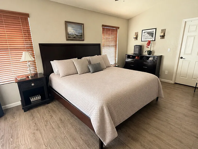 11281 E Sunnyside Dr — Photo 13