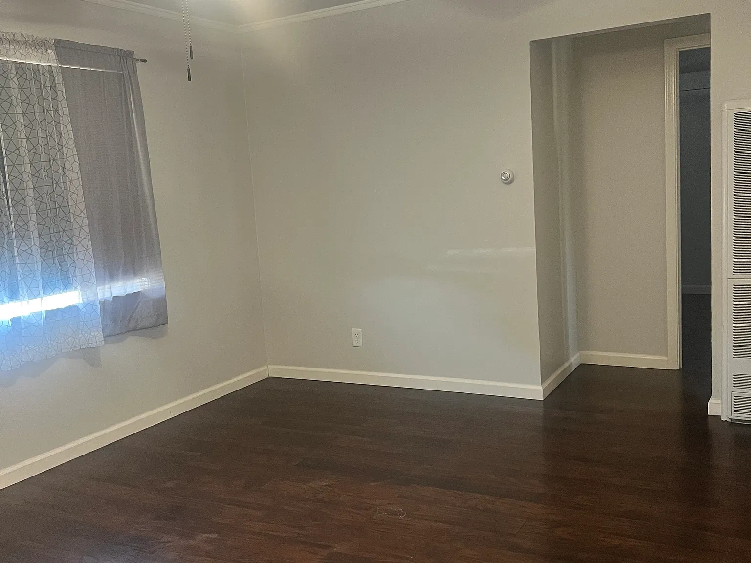 3 bed, 960 sqft, $1,750 — Photo 4