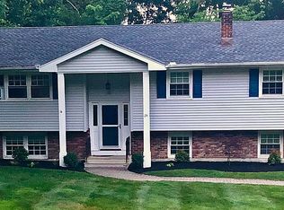 24 Fleetwood Dr, New Fairfield, CT 06812