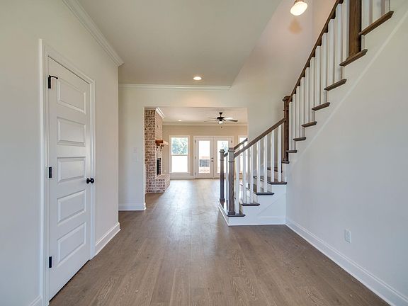 3rd image of 65 Anglers Retreat Dr