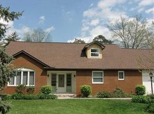 4082 Ruxton Ln, Columbus, OH 43220