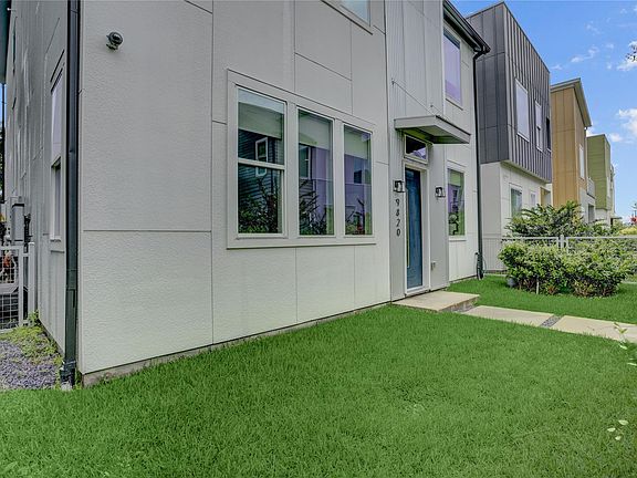 3rd image of 9820 Mocking Bird Hill Ln