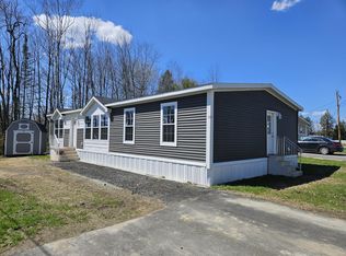 32 Punky Ln, Waterville, ME 04901