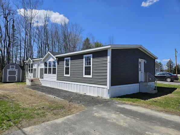 32 Punky Lane, Waterville, ME 04901