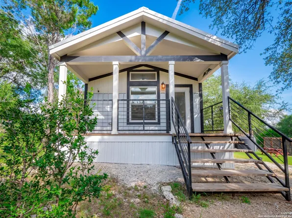 191 Shallow Springs Dr, Spring Branch, TX 78070