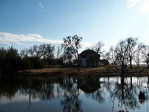 1st image of 692 County Road 2907