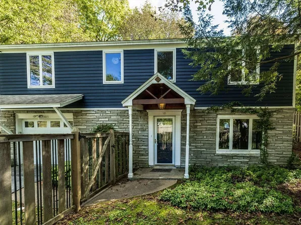 103 Churchill Ln, Fayetteville, NY 13066