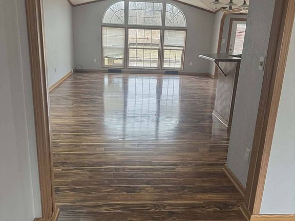 4th image of 805 Golden Shores Ave #5GS