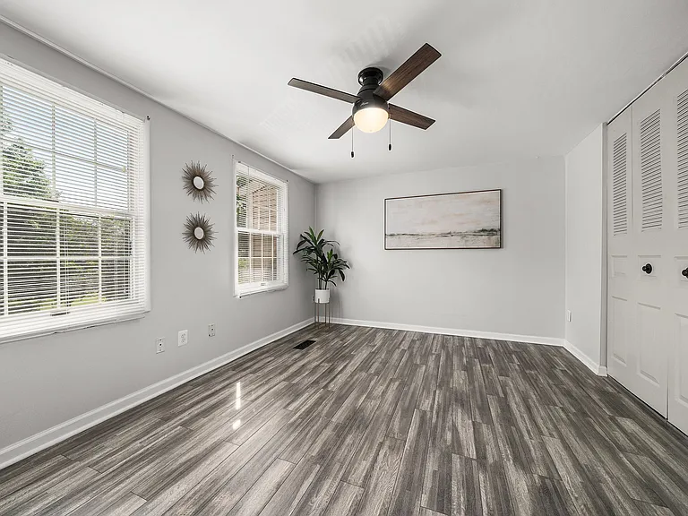 8607 Kenosha Ct — Photo 16