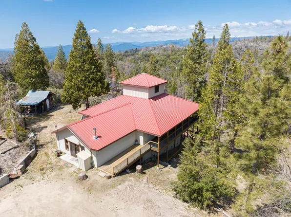 42368 Honey Ln, Auberry, CA 93602