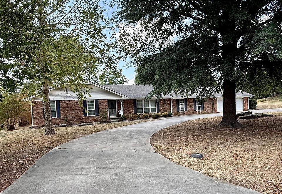 1st image of 2401 Grisso Dr