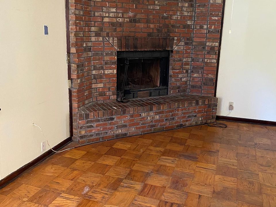 2nd image of 5529 Satinwood Dr