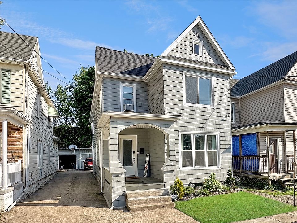 1st image of 951 W 6th St