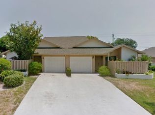 6674 SE Yorktown Dr, Hobe Sound, FL 33455