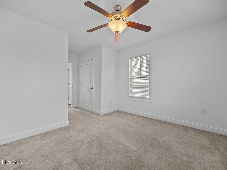 58 Cypress Cir — Photo 18