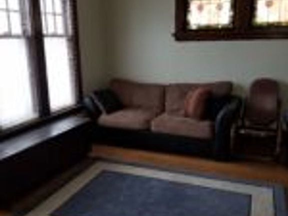 3rd image of 2955 N Maryland Ave
