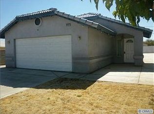 16437 Pine St, Hesperia, CA 92345