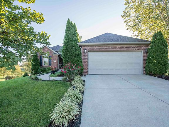 5th image of 304 Carriage Hill Ct