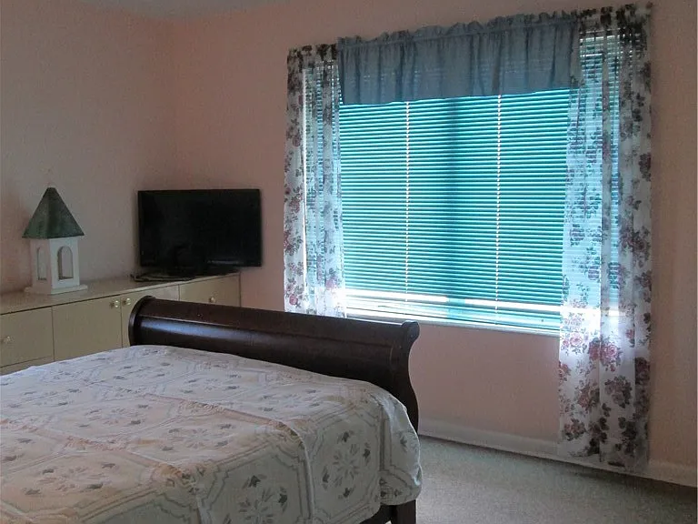 38 Lake Henry Dr — Photo 15