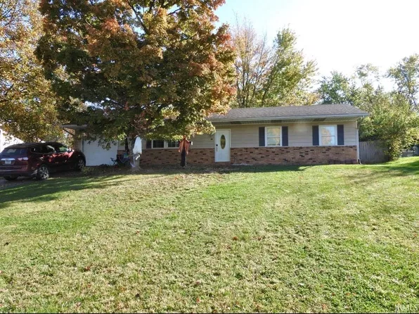 230 Hillside Dr, Hartford City, IN 47348