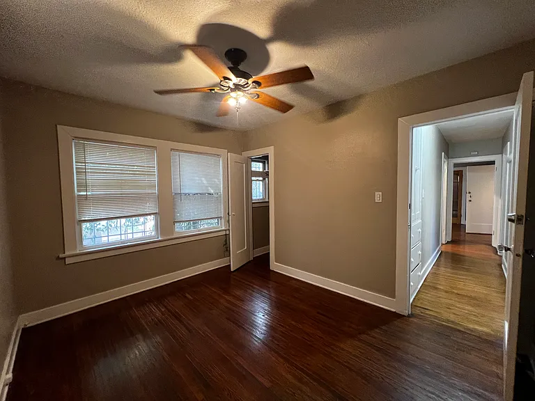 2676 Magnolia Ave — Photo 6