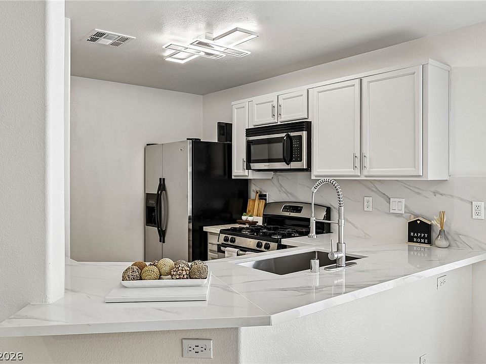 1st image of 9957 Keephills St