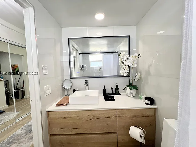 7904 West Dr #705 — Photo 30