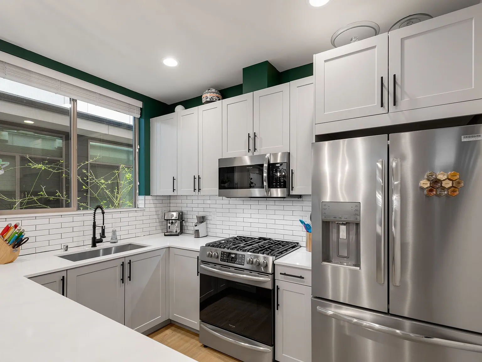 3 bed, 1450 sqft, $4,000 — Photo 4
