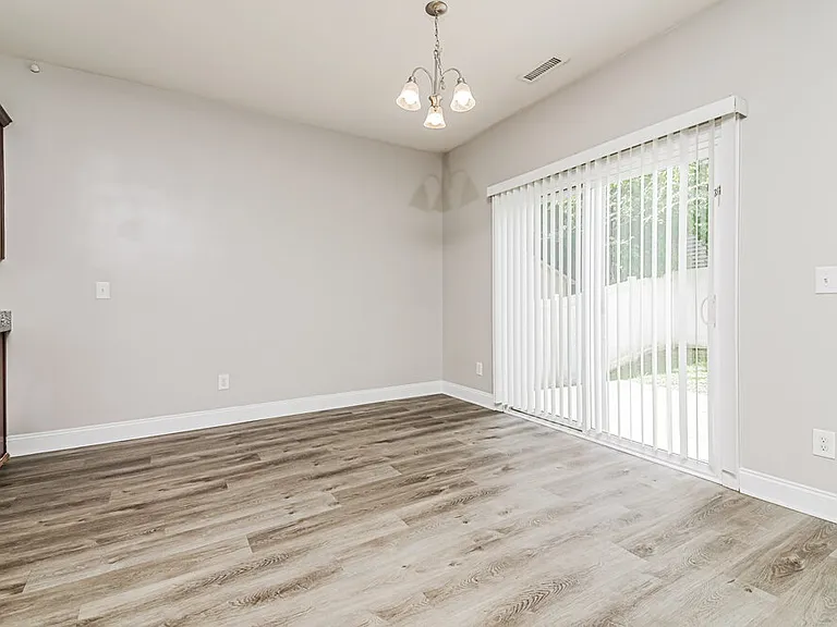 3600 Sunbright Ln — Photo 6