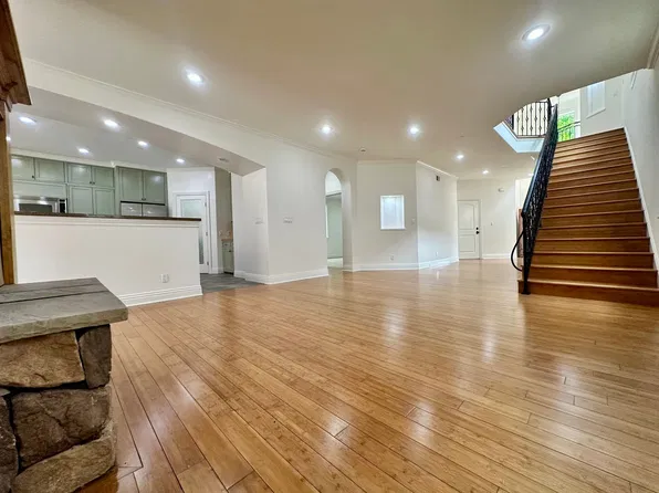 1431 S Irena Ave, Redondo Beach, CA 90277