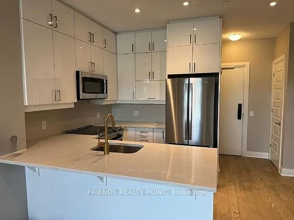 460 Gordon Krantz Ave #218 — Photo 5